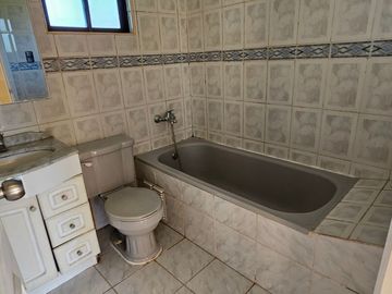 Concón, Las Gaviotas, 1415 mt2 terreno, casa 3 dormitorios, quincho