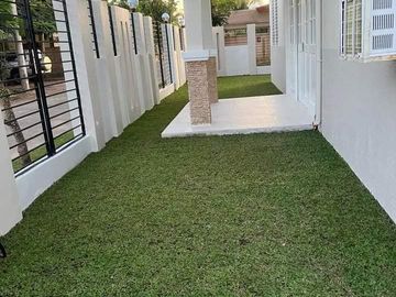 Beautiful Corner Lot 2 Strorey House In A Private Subdivision