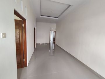 MILIKI SEGERA RUMAH MURAH DENGAN DESAIN SANGAT MENARIK! CUMA 7 MENIT KE UMY! MOBIL BISA SAMPINGAN
