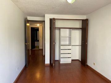 CASA EN VENTA SECTOR DE LA GONZÁLEZ SUÁREZ