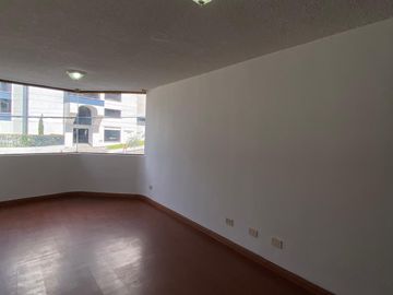 CASA EN VENTA SECTOR DE LA GONZÁLEZ SUÁREZ
