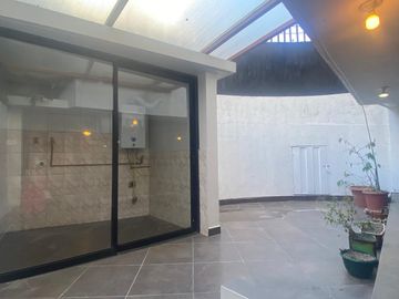 CASA EN VENTA SECTOR DE LA GONZÁLEZ SUÁREZ