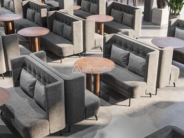 Leasehold Apartment with Unique Bar and Co-working Space