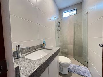 En venta linda casa  en Condominio🏠🤩