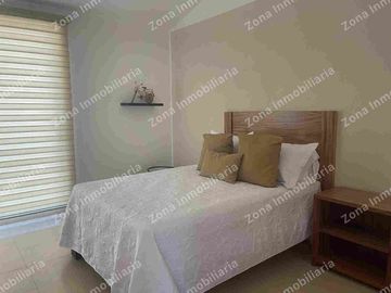 CASA amueblada en RENTA en privada Quinta Real Irapuato
