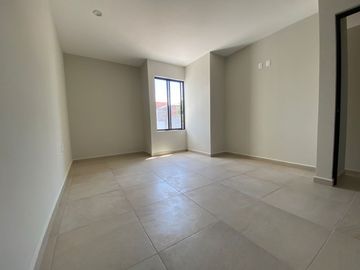 ESTRENA CASA EN COLONIA  PRADOS SDG