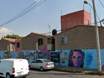 CASA EN U. H. EX LIENZO CHARRO MANUEL ESCANDON 64, IZTAPALAPA CDMX CLV/.
