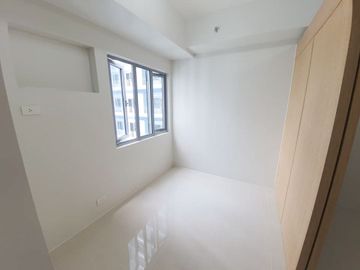 Grass Residences | One Bedroom 1BR Condo Unit For Sale - #6393