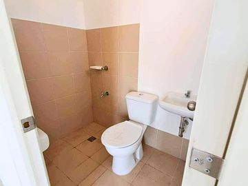 CAMELLA BACOLOD LESSANDRA - CRISELLE - 2 STOREY SINGLE FIREWALL (NRFO)