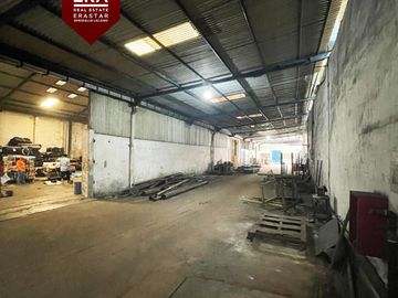 Gudang ex Pabrik, Jl. Aria Kemuning, Periuk Jaya, Kota Tangerang