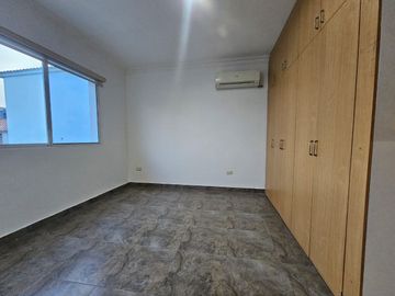 VENTA CASA EN PUERTO AZUL - VIA A LA COSTA