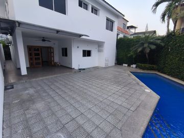 VENTA CASA EN PUERTO AZUL - VIA A LA COSTA