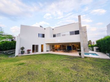 CASA EN VENTA, JURICA REGENCY, QUERÉTARO