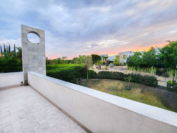 CASA EN VENTA, JURICA REGENCY, QUERÉTARO