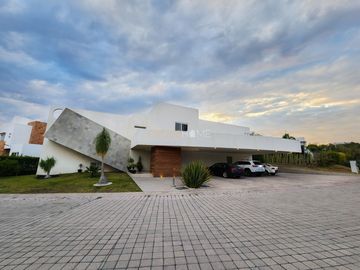 CASA EN VENTA, JURICA REGENCY, QUERÉTARO