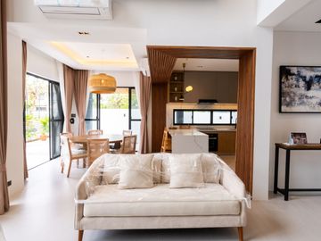 For Sale Bali Mansions South Forbes 5 Bedroom Silang, Cavite
