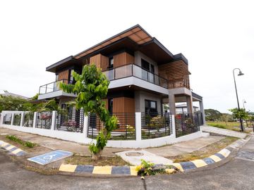 For Sale Bali Mansions South Forbes 5 Bedroom Silang, Cavite