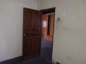 CASA DE VENTA, EN URB.PRIMAVERA I, CANTÓN DURÁN