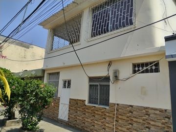 CASA DE VENTA, EN URB.PRIMAVERA I, CANTÓN DURÁN