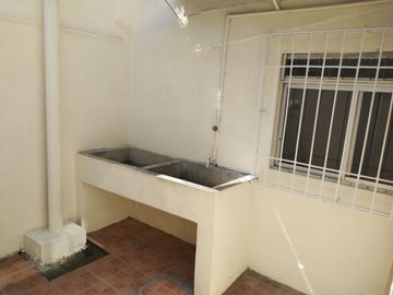 CASA DE VENTA, EN URB.PRIMAVERA I, CANTÓN DURÁN