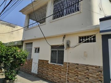 CASA DE VENTA, EN URB.PRIMAVERA I, CANTÓN DURÁN
