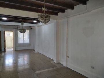 CASA DE VENTA, EN URB.PRIMAVERA I, CANTÓN DURÁN