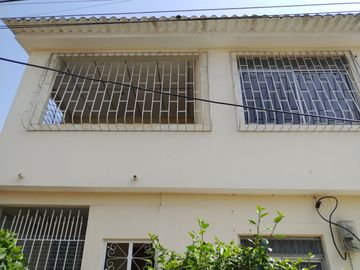 CASA DE VENTA, EN URB.PRIMAVERA I, CANTÓN DURÁN