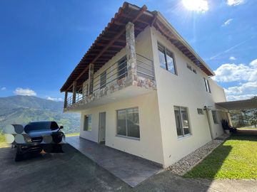✴️ VENDO ✴️Espectacular Casa Campestre en Copacabana, sector Barrio el Pedregal, Parcelación el paraíso P.H.