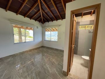 ✴️ VENDO ✴️Espectacular Casa Campestre en Copacabana, sector Barrio el Pedregal, Parcelación el paraíso P.H.