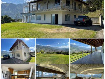 ✴️ VENDO ✴️Espectacular Casa Campestre en Copacabana, sector Barrio el Pedregal, Parcelación el paraíso P.H.