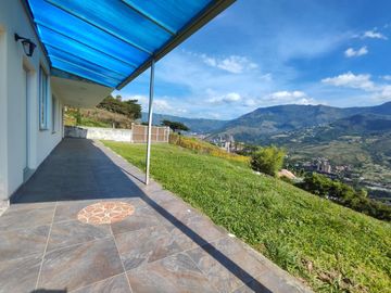 ✴️ VENDO ✴️Espectacular Casa Campestre en Copacabana, sector Barrio el Pedregal, Parcelación el paraíso P.H.
