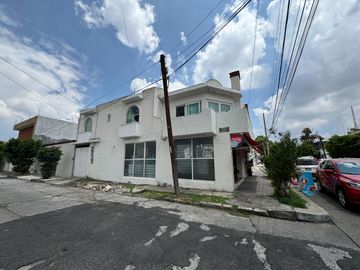 CASA EN VENTA EN CHAPULTEPEC NORTE (COMERCIAL)