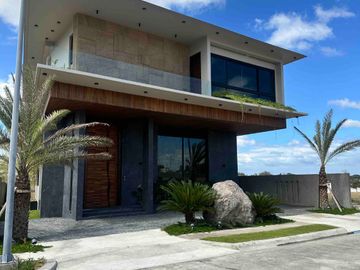 THE ENCLAVE ALABANG New House for Sale near Ayala Alabang Portofino Daang Hari Verdana Alabang Hills
