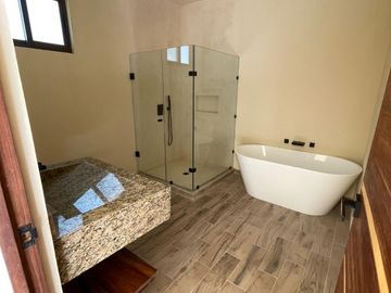 4 villas en la selva de Akumal. Comunidad muy exclusiva.