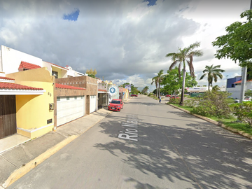 VENTA DE MUY HERMOSA Y ACOGEDORA CASA EN GRAND SANTA FE II, CANCÚN, QUINTANA ROO