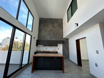 Casa en venta con alberca por Cuernavaca en Ahuatepec Morelos