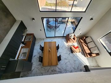 Casa en venta con alberca por Cuernavaca en Ahuatepec Morelos