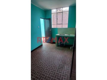 Oportunidad Única En Rímac! Se Vende Casa