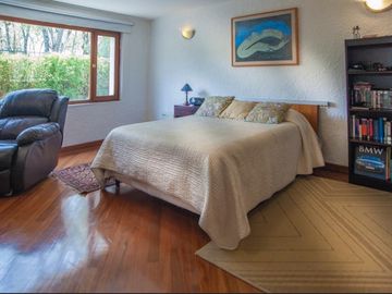 SE VENDE HERMOSA CASA DE VENTA EN LA URBANIZACIÓN DE LUJO CUNUCBAMBA EN CUMBAYA