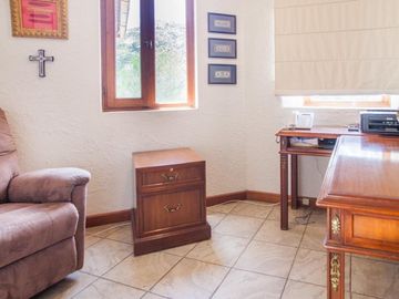 SE VENDE HERMOSA CASA DE VENTA EN LA URBANIZACIÓN DE LUJO CUNUCBAMBA EN CUMBAYA