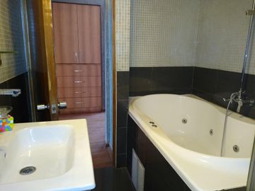 SE VENDE Hermosa Casa 2 Pisos, cercana  a Municipalidad de Conchalí.