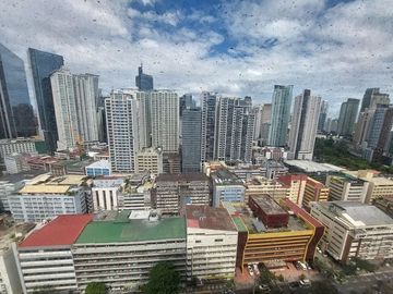1bedroom condo in makati paseo de roces near don bosco rcbc gt tower makati