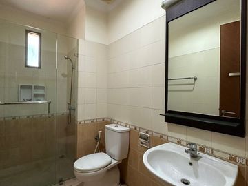 RUMAH at Jl RUBY / PERMATA HIJAU, KEBAYORAN LAMA