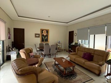Rumah Dijual di Manunggal Parigi, Halaman Luas