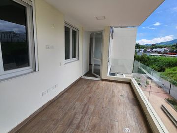 Apartamento en Arriendo en la avenida de las americas