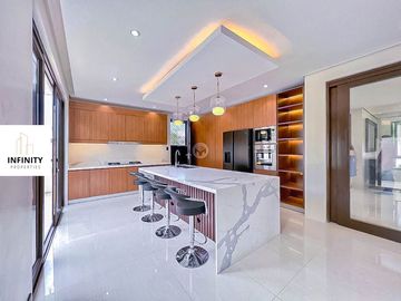 FOR SALE BRITTANY QC / BRAND NEW HOUSE