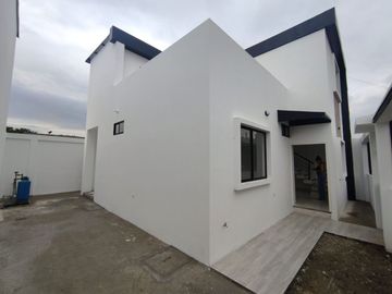 casa de venta en portoviejo zona norte