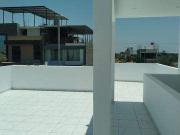 VENTA DE CASA EN ESTRENO  EN BOULEVARD PARK PLAZA, PIURA