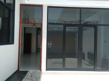 VENTA DE CASA EN ESTRENO  EN BOULEVARD PARK PLAZA, PIURA