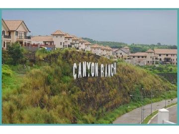 New!! Ridge, Overlooking in San Lazaro Race Tracl H&L 5km away from Manila Southwoods Estate in Carmona, Cavite
